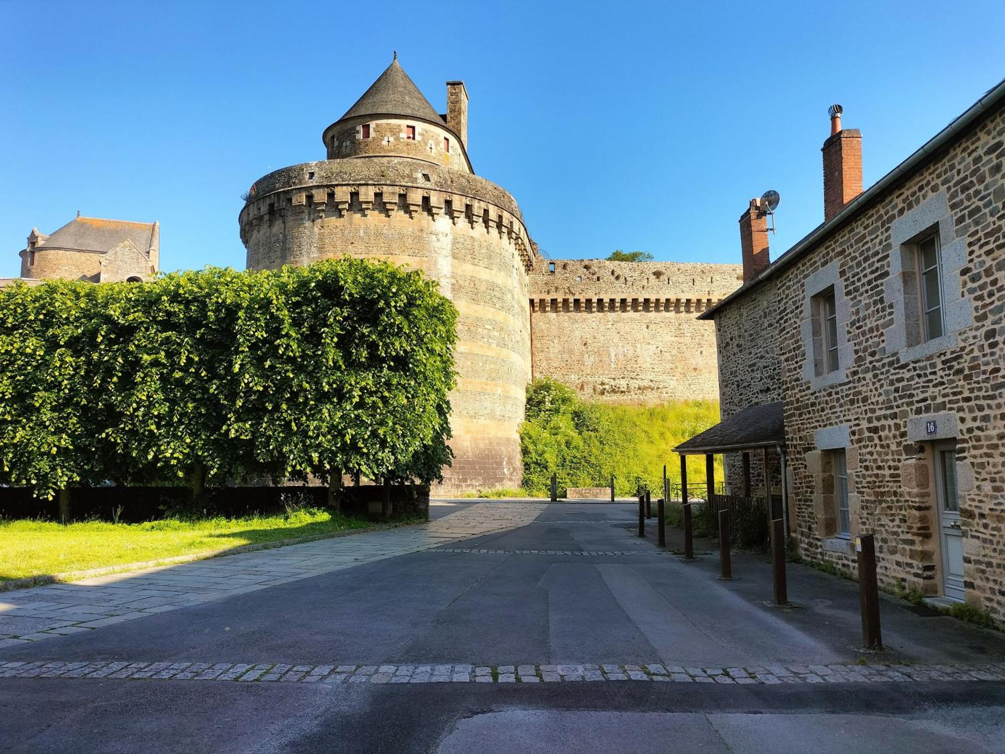 L'Escapade Medievale Fougères 외부 사진